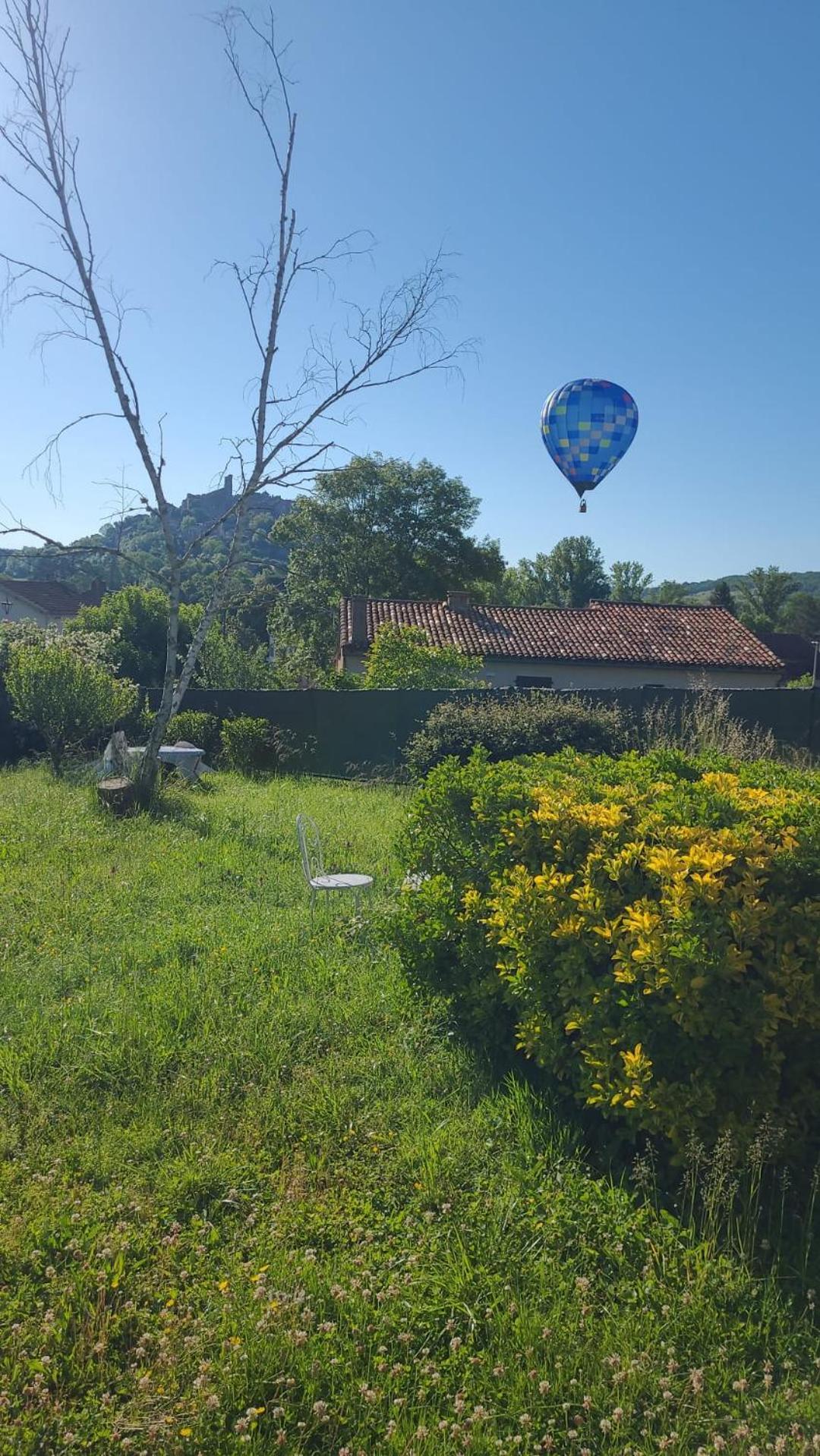 La Jolie Vue Et La Maison De La Tour- Cordes-Sur-Ciel Les Cabannes  Zewnętrze zdjęcie